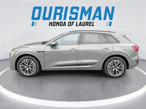 2024 Audi Q8 e-tron Premium Plus