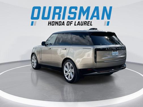 Sunset Gold SV Bespoke Ultra Metallic Gloss 2023 Land Rover Range Rover P400 SE