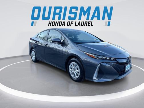 2021 Toyota Prius Prime LE