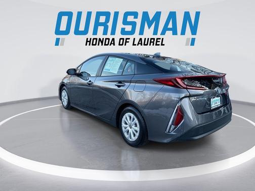 2021 Toyota Prius Prime LE
