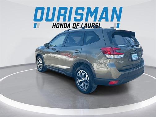 2023 Subaru Forester Premium