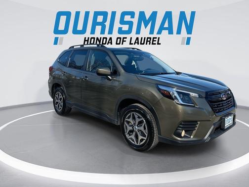 2023 Subaru Forester Premium