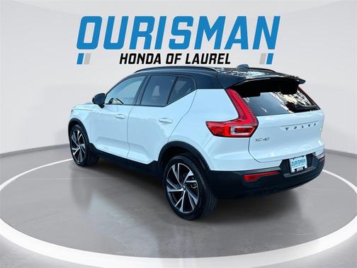 2021 Volvo XC40 T5 R-Design