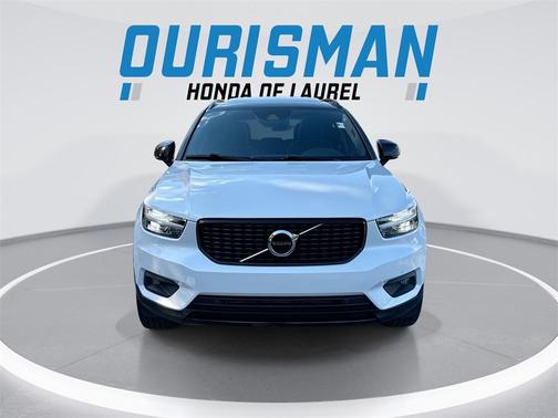 2021 Volvo XC40 T5 R-Design