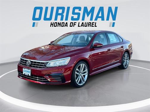 2018 Volkswagen Passat 2.0T R-Line