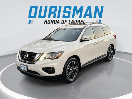2017 Nissan Pathfinder Platinum