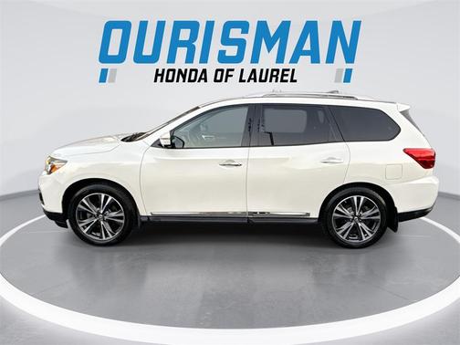 2017 Nissan Pathfinder Platinum