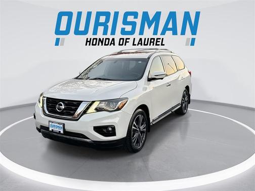 2017 Nissan Pathfinder Platinum