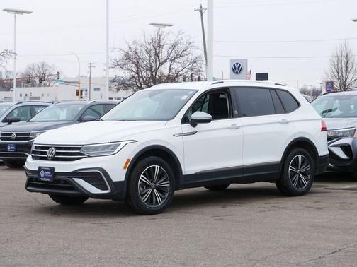 2024 Volkswagen Tiguan 2.0T Wolfsburg