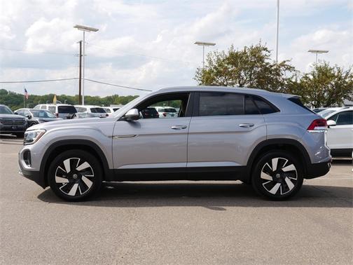 2024 Volkswagen Atlas Cross Sport 2.0T SE w/ Technology