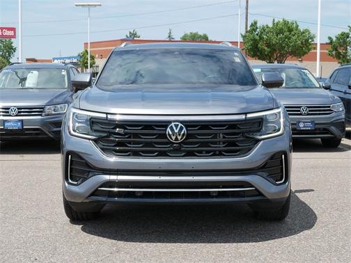 2024 Volkswagen Atlas Cross Sport 2.0T SEL Premium R-Line