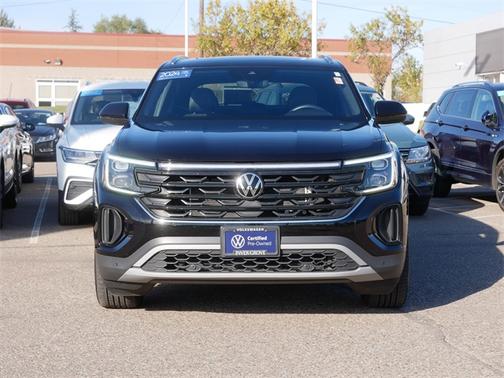 2024 Volkswagen Atlas Cross Sport 2.0T SE w/ Technology