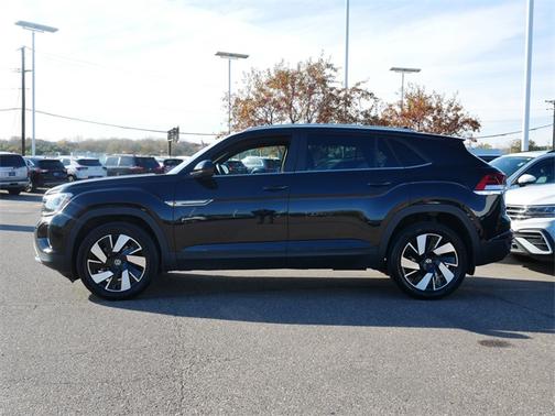 2024 Volkswagen Atlas Cross Sport 2.0T SE w/ Technology