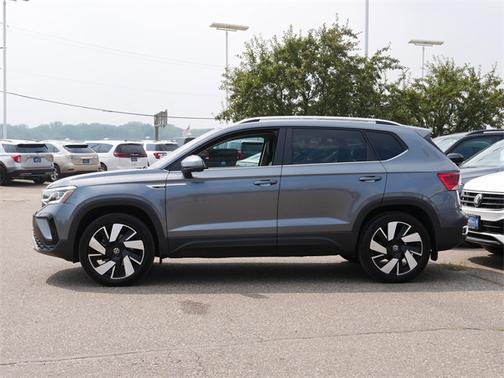 2024 Volkswagen Taos 1.5T SEL