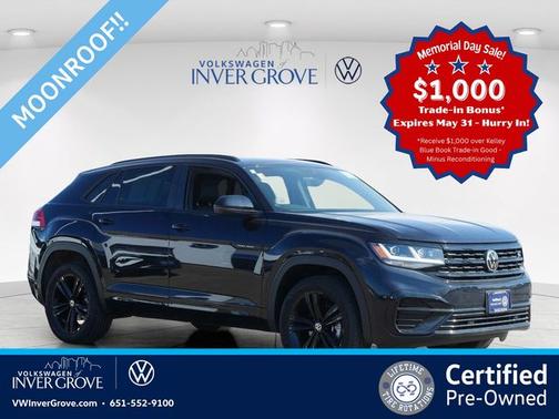 Deep Black Pearl Effect 2023 Volkswagen Atlas Cross Sport 2.0T SEL R-Line Black
