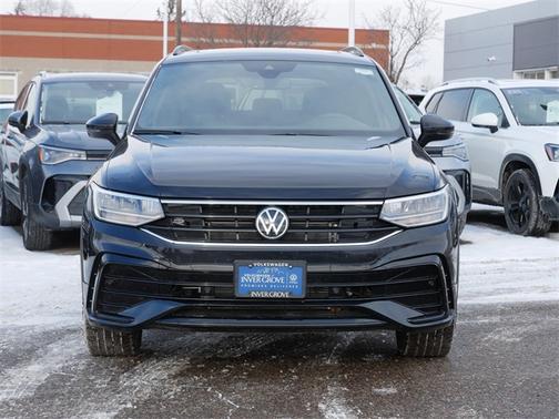 2024 Volkswagen Tiguan 2.0T SE R-Line Black