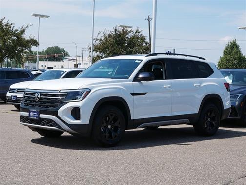 2025 Volkswagen Atlas 2.0T Peak Edition