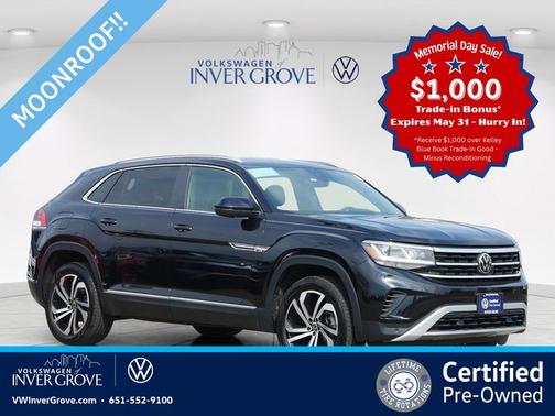 Deep Black Pearl Effect 2023 Volkswagen Atlas Cross Sport 3.6 V6 SEL