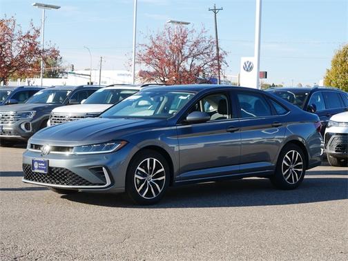 2025 Volkswagen Jetta 1.5T SE