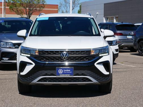 2024 Volkswagen Taos 1.5T SE