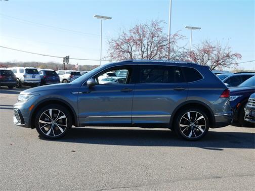 2022 Volkswagen Tiguan 2.0T SEL R-Line