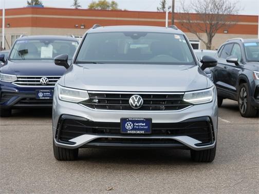 2024 Volkswagen Tiguan 2.0T SE R-Line Black
