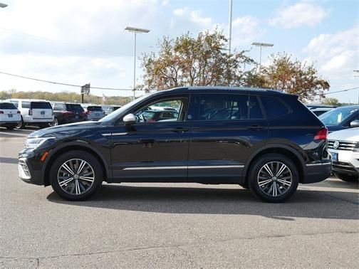 2024 Volkswagen Tiguan 2.0T Wolfsburg