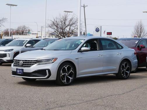 Reflex Silver Metallic 2020 Volkswagen Passat 2.0T R-Line