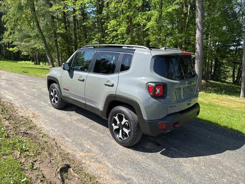 2021 Jeep Renegade Trailhawk