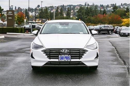 2023 Hyundai SONATA SE