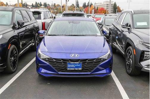 2023 Hyundai ELANTRA SEL