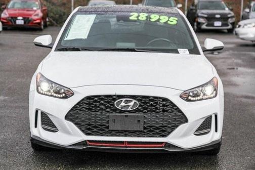 Photo 2 of 25 of 2019 Hyundai Veloster Turbo