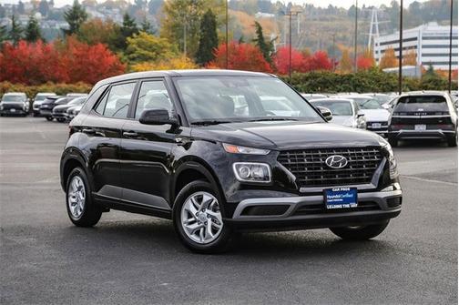 2022 Hyundai VENUE SE