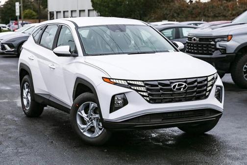 2024 Hyundai TUCSON SE