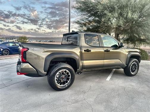 2025 Toyota Tacoma TRD Off Road