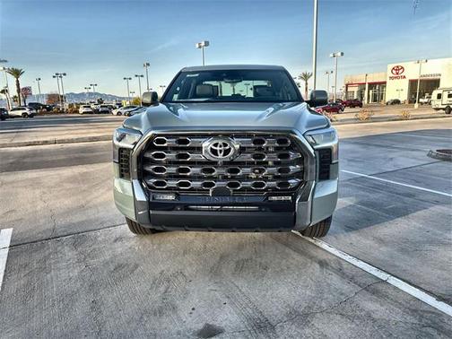 2025 Toyota Tundra Hybrid Platinum