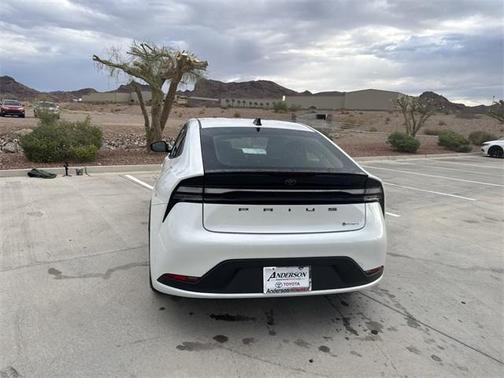 2026 Toyota Prius Plug-In Hybrid SE