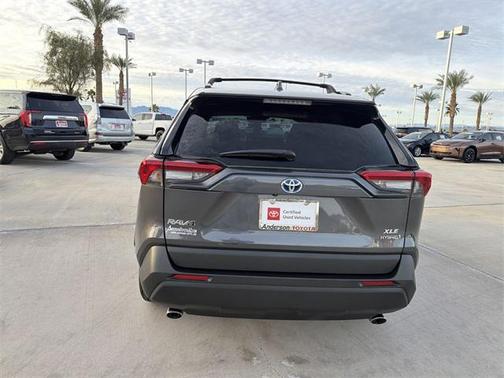 2024 Toyota RAV4 Hybrid XLE