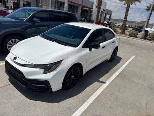 White 2022 Toyota Corolla SE