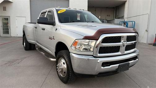 2018 RAM 3500 Tradesman Crew Cab 4x4 8' Box