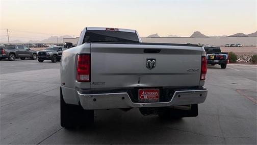 2018 RAM 3500 Tradesman Crew Cab 4x4 8' Box