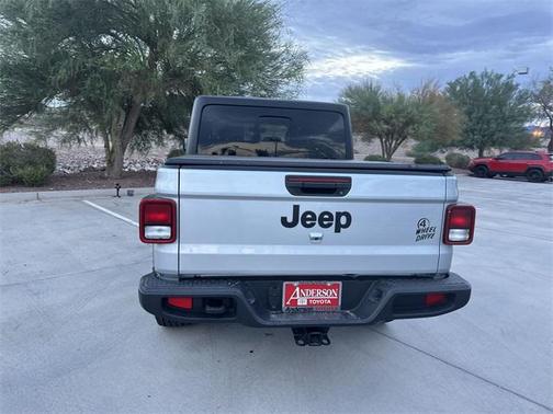 2023 Jeep Gladiator Willys 4x4