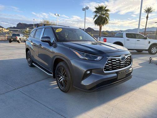 2023 Toyota Highlander Hybrid LE