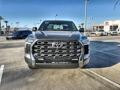 2025 Toyota Tundra Hybrid Platinum
