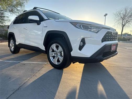 2019 Toyota RAV4 Hybrid XLE