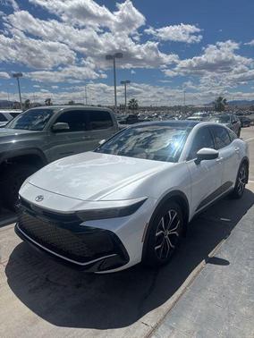 Oxygen White 2024 Toyota Crown Limited