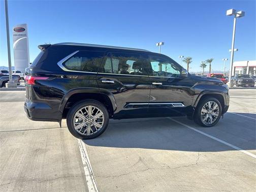 2024 Toyota Sequoia Capstone