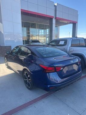 2023 Nissan Altima SR FWD
