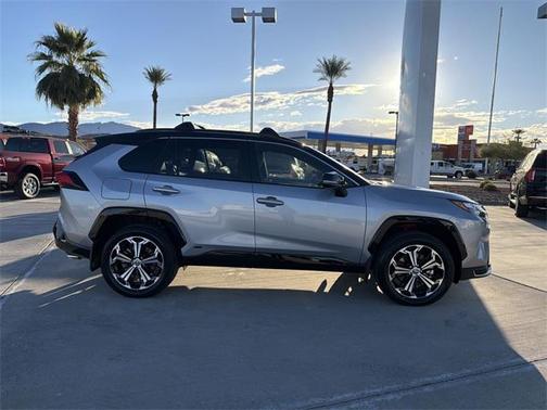 2025 Toyota RAV4 Hybrid SE