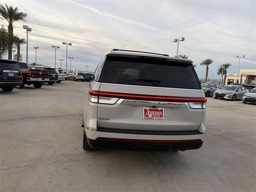 2023 Lincoln Navigator Reserve